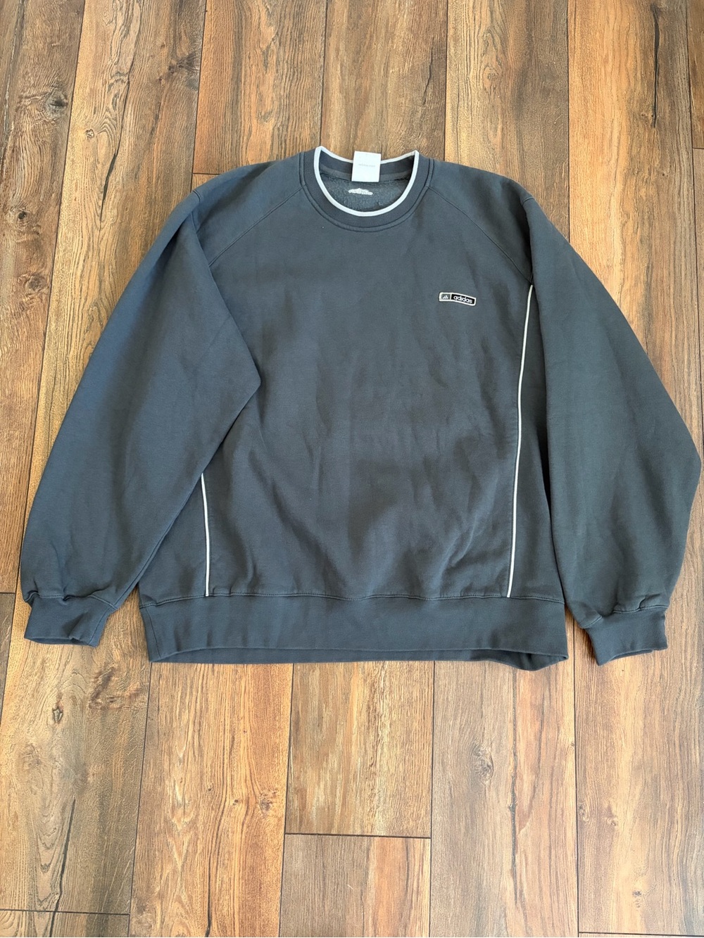 Vintage Adidas Crewneck Sweatshirt Dark Grey